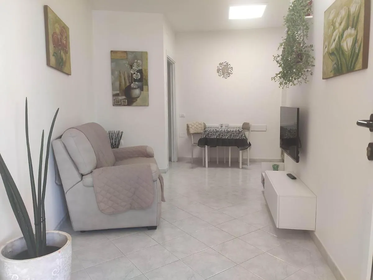 Cla House Apartamento Assemini Itália