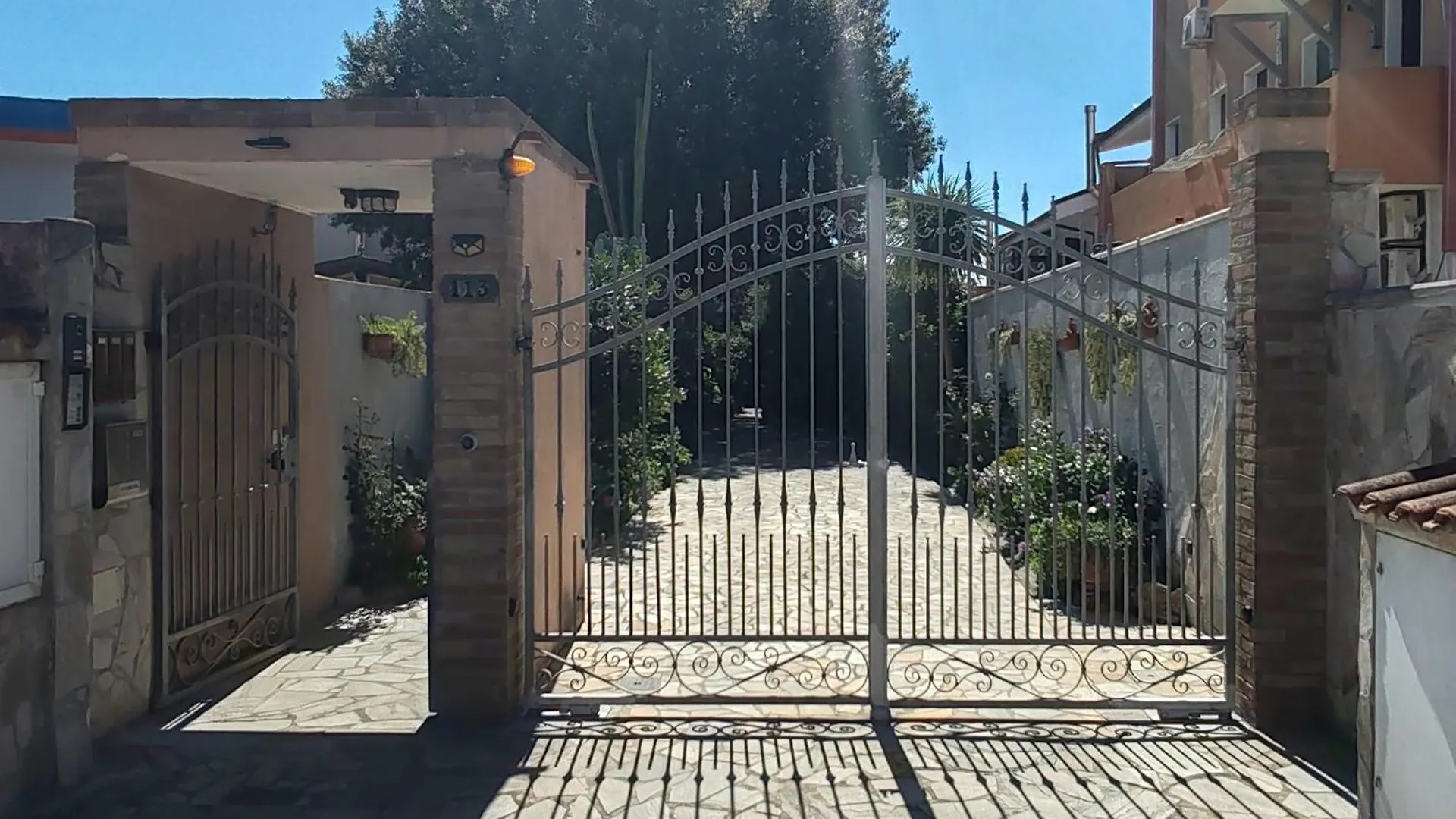 Cla House Apartamento Assemini